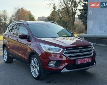 Червоний Форд Ескейп, об'ємом двигуна 2 л та пробігом 76 тис. км за 13600 $, фото 2 на Automoto.ua