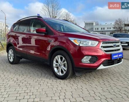 Червоний Форд Ескейп, об'ємом двигуна 1.5 л та пробігом 72 тис. км за 15900 $, фото 3 на Automoto.ua