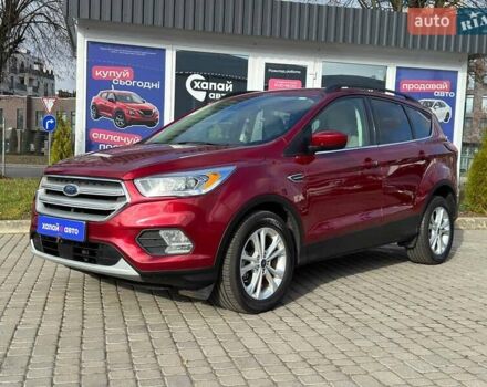 Червоний Форд Ескейп, об'ємом двигуна 1.5 л та пробігом 72 тис. км за 15900 $, фото 1 на Automoto.ua