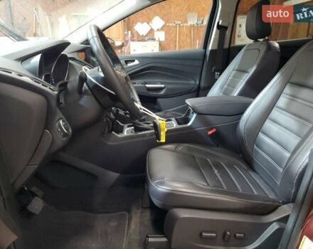 Красный Форд Эскейп, объемом двигателя 2 л и пробегом 38 тыс. км за 2800 $, фото 6 на Automoto.ua