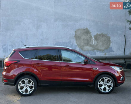 Червоний Форд Ескейп, об'ємом двигуна 2 л та пробігом 76 тис. км за 13600 $, фото 27 на Automoto.ua
