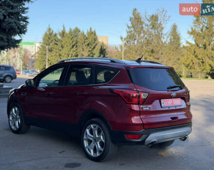 Червоний Форд Ескейп, об'ємом двигуна 2 л та пробігом 76 тис. км за 13600 $, фото 21 на Automoto.ua