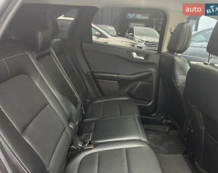 Червоний Форд Ескейп, об'ємом двигуна 2 л та пробігом 63 тис. км за 17400 $, фото 25 на Automoto.ua