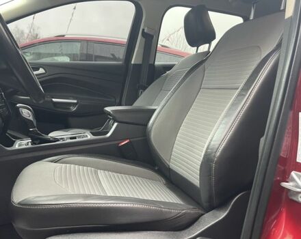 Червоний Форд Ескейп, об'ємом двигуна 2 л та пробігом 80 тис. км за 14200 $, фото 6 на Automoto.ua