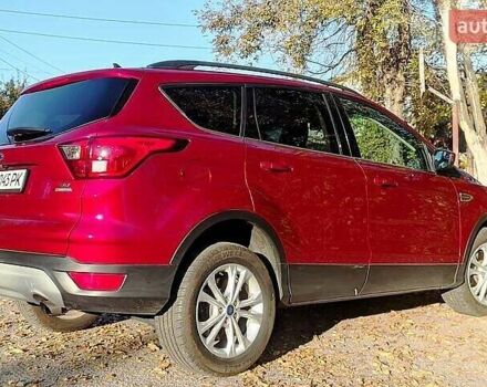 Красный Форд Эскейп, объемом двигателя 2 л и пробегом 140 тыс. км за 14800 $, фото 14 на Automoto.ua