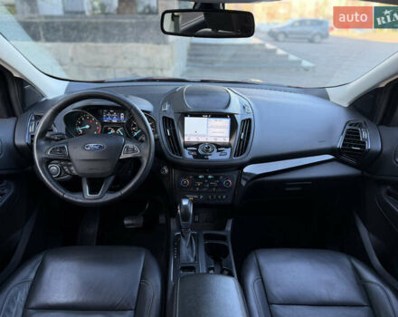 Червоний Форд Ескейп, об'ємом двигуна 2 л та пробігом 76 тис. км за 13600 $, фото 33 на Automoto.ua