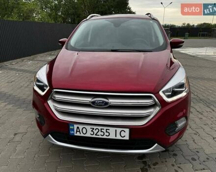 Красный Форд Эскейп, объемом двигателя 2 л и пробегом 82 тыс. км за 16100 $, фото 6 на Automoto.ua