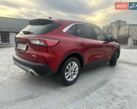 Красный Форд Эскейп, объемом двигателя 1.5 л и пробегом 110 тыс. км за 17000 $, фото 1 на Automoto.ua