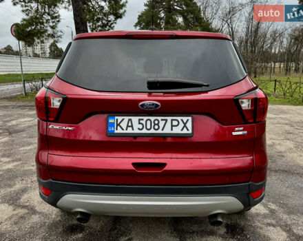 Красный Форд Эскейп, объемом двигателя 1.5 л и пробегом 65 тыс. км за 15200 $, фото 13 на Automoto.ua