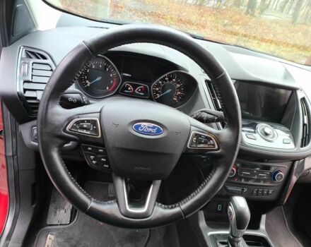 Червоний Форд Ескейп, об'ємом двигуна 2 л та пробігом 76 тис. км за 12500 $, фото 10 на Automoto.ua