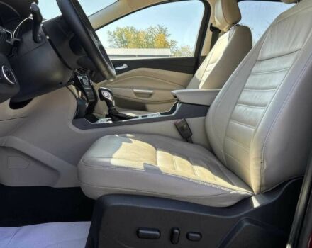 Форд Эскейп 2019 в Чернигове на Automoto.ua Красный Форд Эскейп, объемом двигателя 2 л и пробегом 39 тыс. км за 6800 $, фото 6 на Automoto.ua