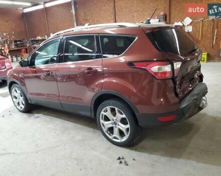 Красный Форд Эскейп, объемом двигателя 2 л и пробегом 38 тыс. км за 2800 $, фото 1 на Automoto.ua