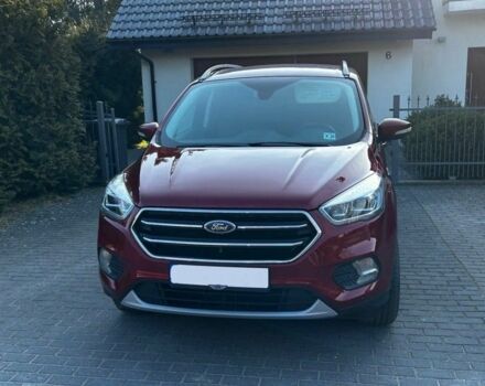 Красный Форд Эскейп, объемом двигателя 2 л и пробегом 108 тыс. км за 8900 $, фото 4 на Automoto.ua