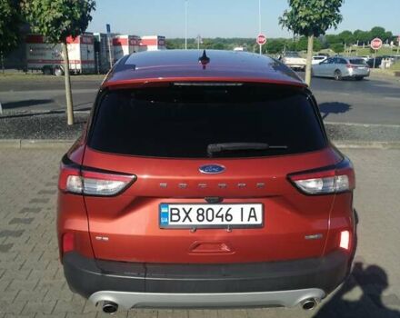 Красный Форд Эскейп, объемом двигателя 1.5 л и пробегом 37 тыс. км за 14900 $, фото 2 на Automoto.ua