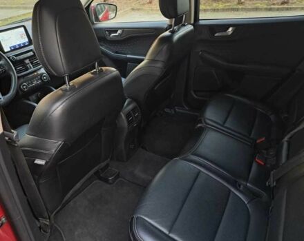 Красный Форд Эскейп, объемом двигателя 2.5 л и пробегом 95 тыс. км за 14300 $, фото 16 на Automoto.ua