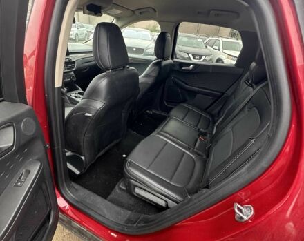 Червоний Форд Ескейп, об'ємом двигуна 2 л та пробігом 98 тис. км за 11400 $, фото 4 на Automoto.ua