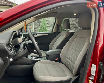 Форд Эскейп 2020 в Ровно на Automoto.ua Красный Форд Эскейп, объемом двигателя 1.5 л и пробегом 50 тыс. км за 14900 $, фото 16 на Automoto.ua