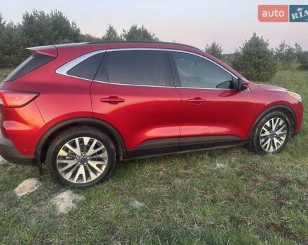 Красный Форд Эскейп, объемом двигателя 2.49 л и пробегом 124 тыс. км за 21900 $, фото 6 на Automoto.ua