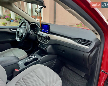 Форд Эскейп 2020 в Ровно на Automoto.ua Красный Форд Эскейп, объемом двигателя 1.5 л и пробегом 50 тыс. км за 14900 $, фото 20 на Automoto.ua