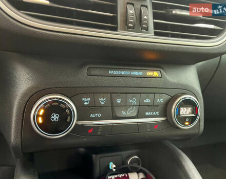 Форд Эскейп 2020 в Ровно на Automoto.ua Красный Форд Эскейп, объемом двигателя 1.5 л и пробегом 50 тыс. км за 14900 $, фото 40 на Automoto.ua