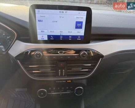 Червоний Форд Ескейп, об'ємом двигуна 2 л та пробігом 153 тис. км за 17900 $, фото 32 на Automoto.ua