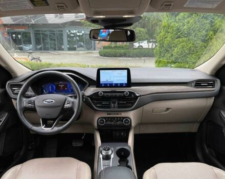 Красный Форд Эскейп, объемом двигателя 2 л и пробегом 81 тыс. км за 19000 $, фото 5 на Automoto.ua