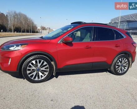 Красный Форд Эскейп, объемом двигателя 2.49 л и пробегом 124 тыс. км за 21900 $, фото 1 на Automoto.ua