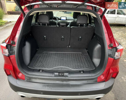 Красный Форд Эскейп, объемом двигателя 2 л и пробегом 153 тыс. км за 18700 $, фото 26 на Automoto.ua