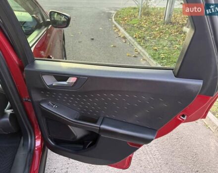 Червоний Форд Ескейп, об'ємом двигуна 2 л та пробігом 153 тис. км за 17900 $, фото 40 на Automoto.ua
