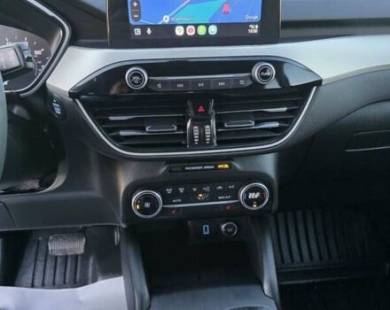 Красный Форд Эскейп, объемом двигателя 1.5 л и пробегом 113 тыс. км за 15000 $, фото 15 на Automoto.ua