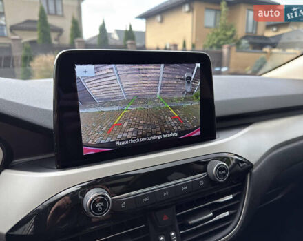 Красный Форд Эскейп, объемом двигателя 2 л и пробегом 153 тыс. км за 18700 $, фото 35 на Automoto.ua