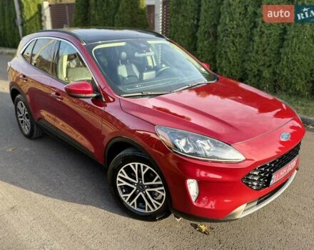 Червоний Форд Ескейп, об'ємом двигуна 2 л та пробігом 153 тис. км за 17900 $, фото 2 на Automoto.ua