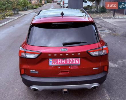 Красный Форд Эскейп, объемом двигателя 2 л и пробегом 153 тыс. км за 18700 $, фото 10 на Automoto.ua