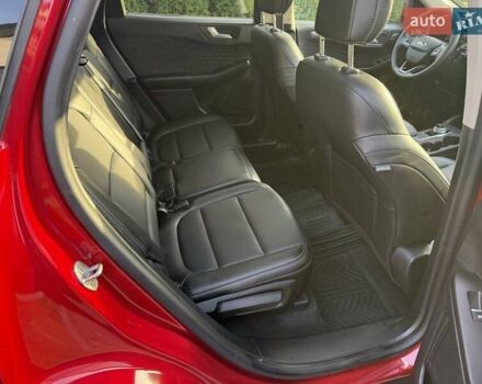 Червоний Форд Ескейп, об'ємом двигуна 2 л та пробігом 153 тис. км за 17500 $, фото 41 на Automoto.ua