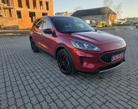 Красный Форд Эскейп, объемом двигателя 1.5 л и пробегом 113 тыс. км за 15000 $, фото 3 на Automoto.ua