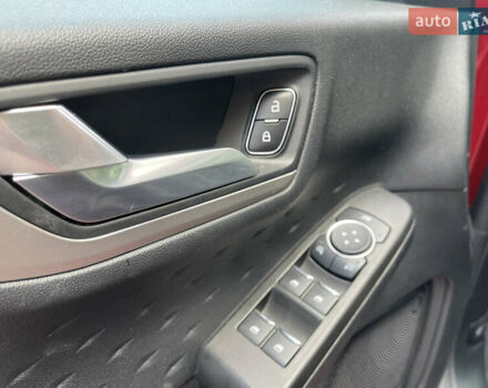 Красный Форд Эскейп, объемом двигателя 2.49 л и пробегом 60 тыс. км за 24300 $, фото 51 на Automoto.ua