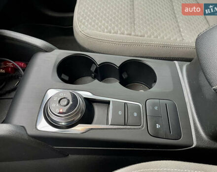 Форд Эскейп 2020 в Ровно на Automoto.ua Красный Форд Эскейп, объемом двигателя 1.5 л и пробегом 50 тыс. км за 14900 $, фото 41 на Automoto.ua