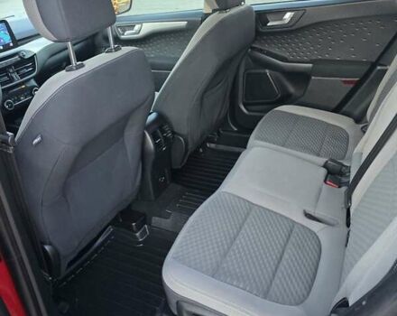 Красный Форд Эскейп, объемом двигателя 1.5 л и пробегом 113 тыс. км за 15000 $, фото 12 на Automoto.ua