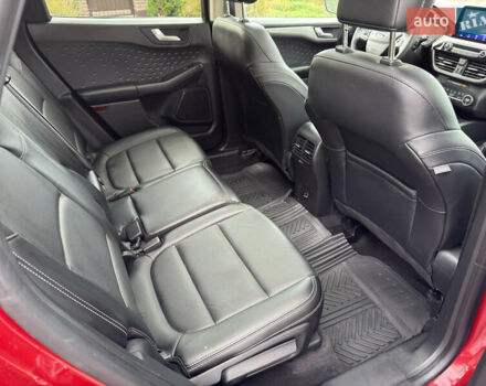 Красный Форд Эскейп, объемом двигателя 2 л и пробегом 153 тыс. км за 18700 $, фото 29 на Automoto.ua