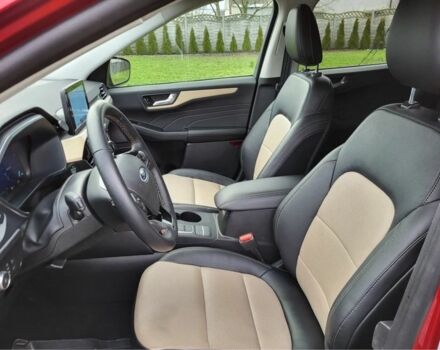 Красный Форд Эскейп, объемом двигателя 2 л и пробегом 58 тыс. км за 11600 $, фото 8 на Automoto.ua