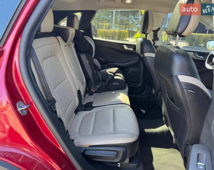 Червоний Форд Ескейп, об'ємом двигуна 1.5 л та пробігом 138 тис. км за 15200 $, фото 8 на Automoto.ua