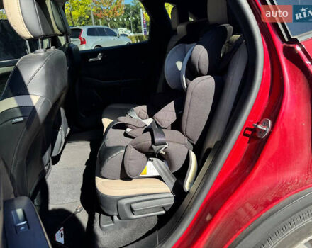 Червоний Форд Ескейп, об'ємом двигуна 1.5 л та пробігом 138 тис. км за 15200 $, фото 6 на Automoto.ua