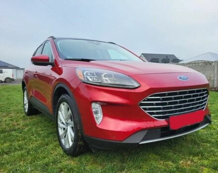 Красный Форд Эскейп, объемом двигателя 2 л и пробегом 58 тыс. км за 11600 $, фото 3 на Automoto.ua