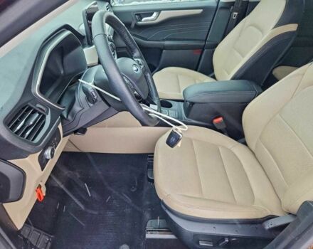 Красный Форд Эскейп, объемом двигателя 1.5 л и пробегом 33 тыс. км за 4500 $, фото 6 на Automoto.ua