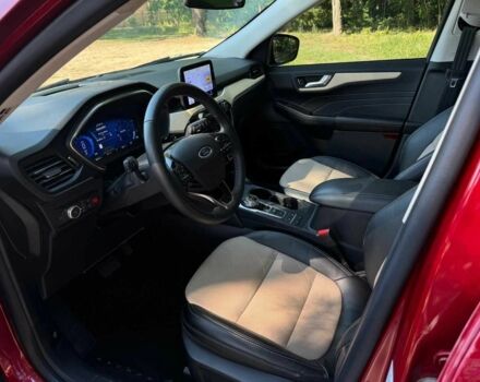 Красный Форд Эскейп, объемом двигателя 2 л и пробегом 83 тыс. км за 11999 $, фото 6 на Automoto.ua