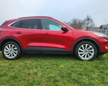 Красный Форд Эскейп, объемом двигателя 2 л и пробегом 58 тыс. км за 11600 $, фото 14 на Automoto.ua