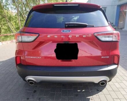 Красный Форд Эскейп, объемом двигателя 2 л и пробегом 93 тыс. км за 15700 $, фото 4 на Automoto.ua