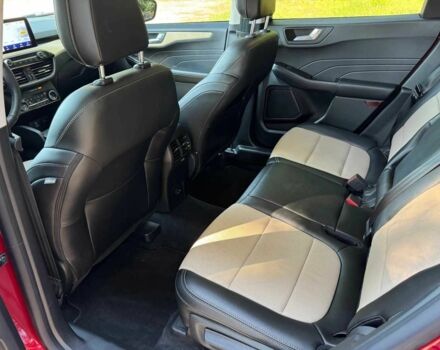 Красный Форд Эскейп, объемом двигателя 2 л и пробегом 83 тыс. км за 11999 $, фото 7 на Automoto.ua