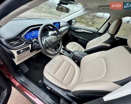 Красный Форд Эскейп, объемом двигателя 1.5 л и пробегом 14 тыс. км за 17900 $, фото 17 на Automoto.ua