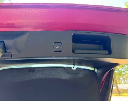 Красный Форд Эскейп, объемом двигателя 2 л и пробегом 83 тыс. км за 11999 $, фото 10 на Automoto.ua